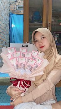 Product Review of 𝐌𝐮𝐭𝐡𝐚𝐚𝐫𝐢𝐪 Bergo Sport Dasya Premium size M || Hijab Instant from o**0 0
