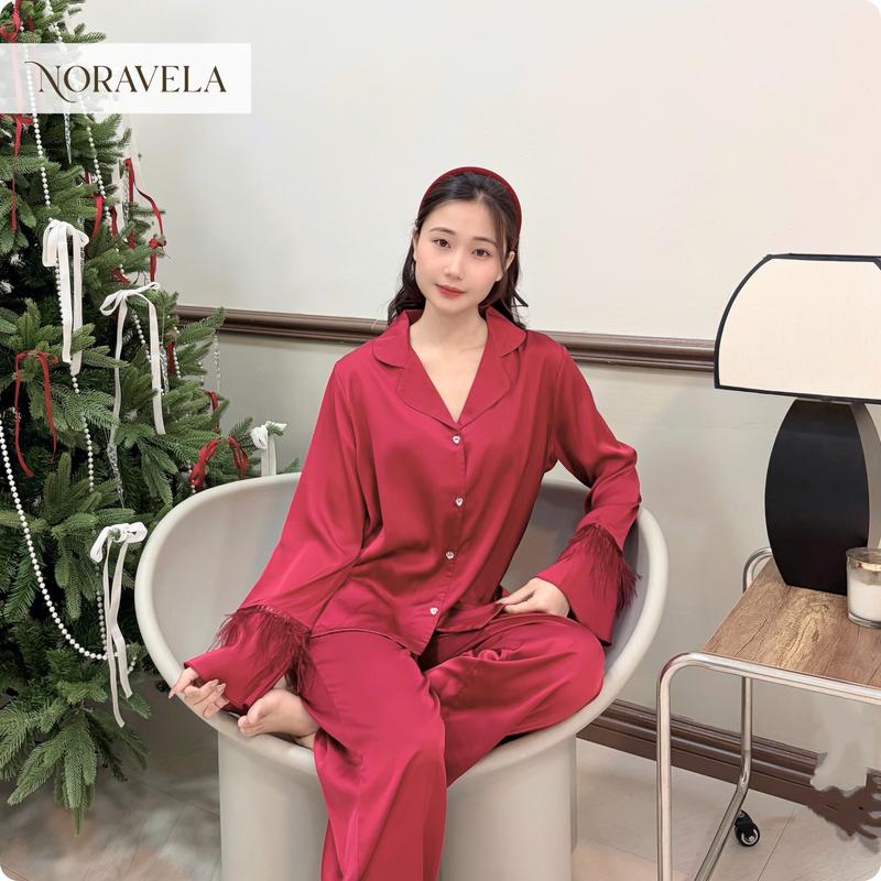  NORAVELA Bộ Pijama Mùa Noel - Tết Lụa Latin Tay Dài Lông Vũ Cao Cấp  MS 3062 Thiết Kế Độc Quyền Mềm Mịn Không Nhăn Không Phai Màu Size S M 