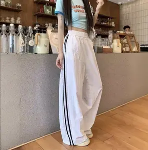 Celana panjang bergaris lebar yang stylish, celana panjang wanita baru dengan pinggang tinggi, model ramping, celana panjang sporty dan kasual. Celana Cullote Loose Wanita Bangkok Style celana  joker  wanita celana  untuk  tinggi  170