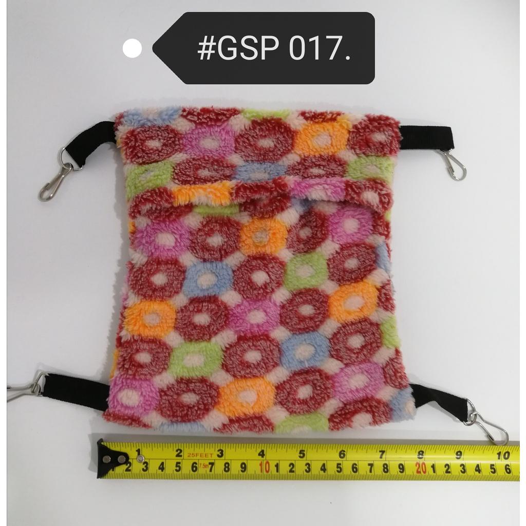 Sugar Glider Pouch Hammock Hanging Bed GSP017 18cm x 21cm x 2cm [Random Color]