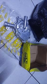 Product Review of WATER PUMP WATERPUMP ASSY SET YAMAHA VIXION OLD MX KING R15 3C1 ORIGINAL RVN from f** 1