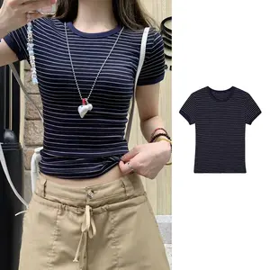 Kaos Wanita Seksi Bergaris Kontras Slim Fit Navy Crew Neck