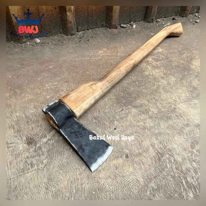 Kapak Besar Gagang Kayu Jati - Kampak Baja Rel Kereta Belah Kayu - Shop ...