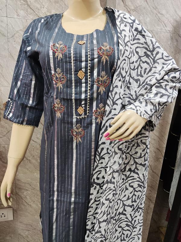 [Ready SG Stock M L 2XL ] Embroidered Straight  Kurta, Pant &  Mul Cotton Dupatta 3 Pcs Punjabi Suit [Indian Dresses] Traditional Womenswear 3