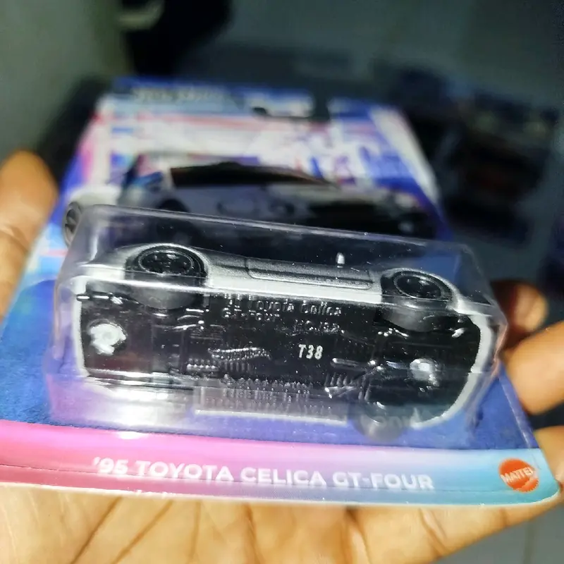 Mainan Hotwheels 90' Street Scene Toyota Celica 4