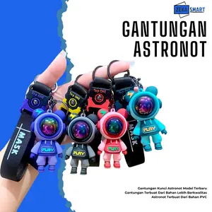 Gantungan Kunci Beruang Astronot Keychain Gantungan Motor Mobil Lucu Elegan