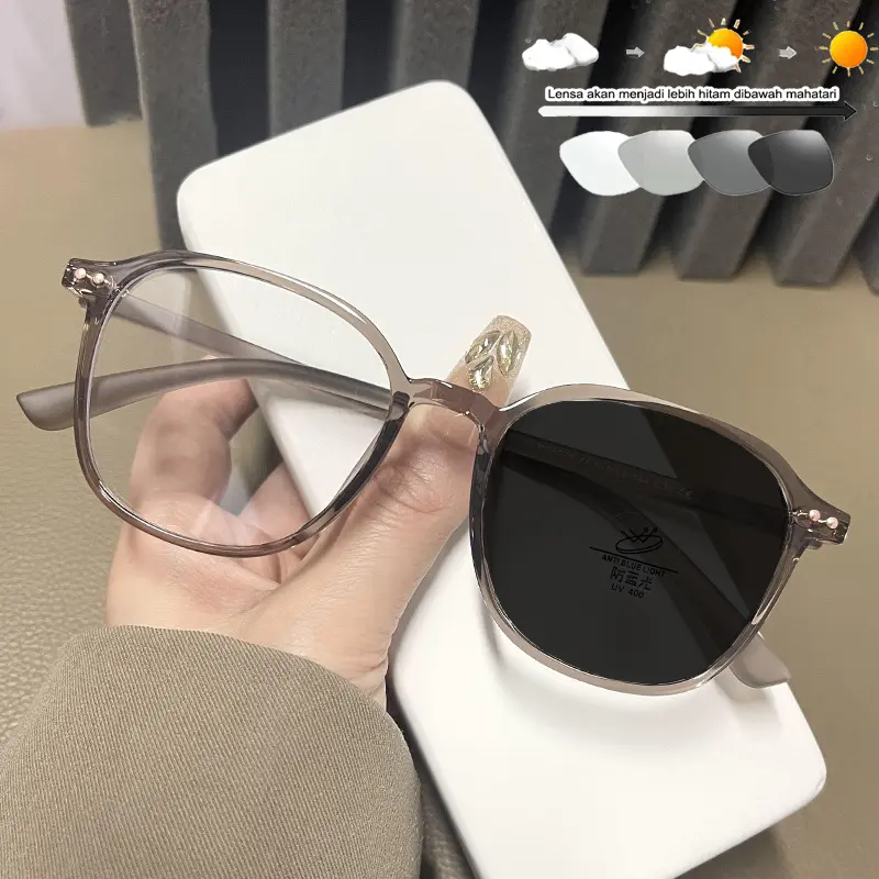 Kacamata Fotokromik Fashion Korea Anti Blue Light anti Radiasi Smartphone dan Laptop Model Cat Eye Photochromic 1990 Indoberkah88