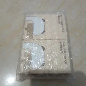 Kait Tas Cantolan Gantungan Hand Bag BaxkPack Di Meja Botol Minum Hook Portable Ringan