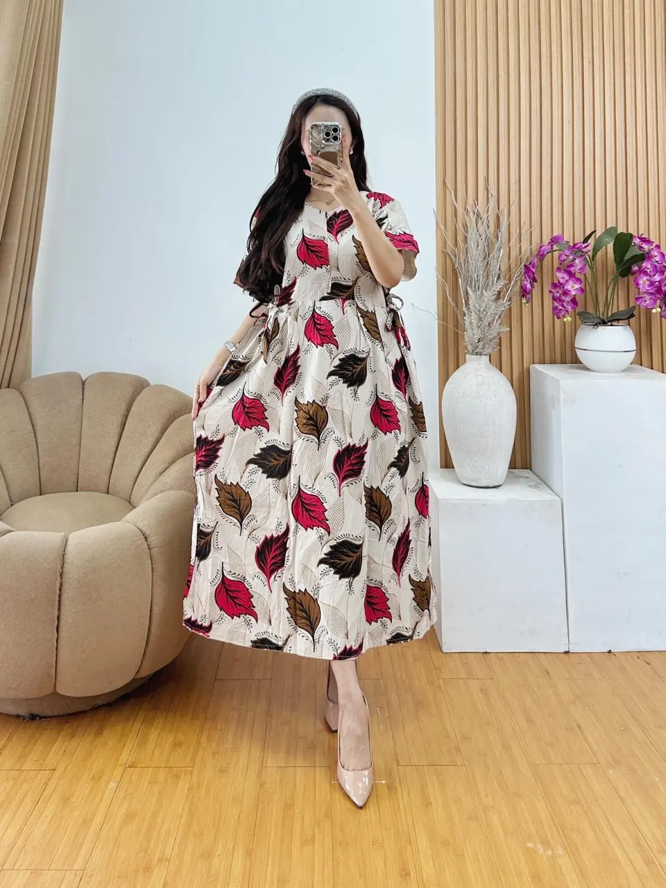 Dress Chibi Motif Daun Jatuh Dua Tali Kanan Kiri Bahan Rayon Adem dan Nyaman Bumil Busui Risleting Depan