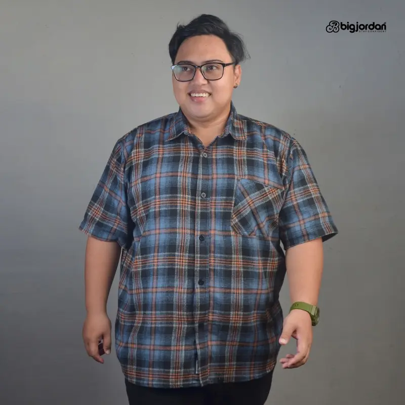 Bigjordan Id. Moreno kemeja flannel lengan pendek biru size jumbo big size 3XL 4XL 5XL 6XL 7XL 8XL pria oversize 2