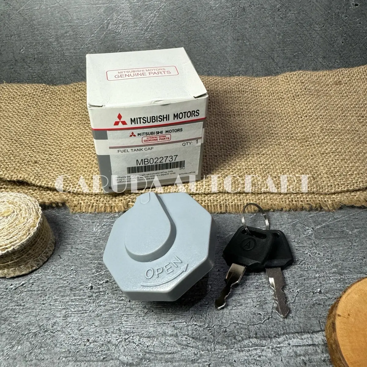 Tutup tangki bensin fuel tank cap Mitsubishi L300 Ps120 Ps135 Ps125 Canter MB022737
