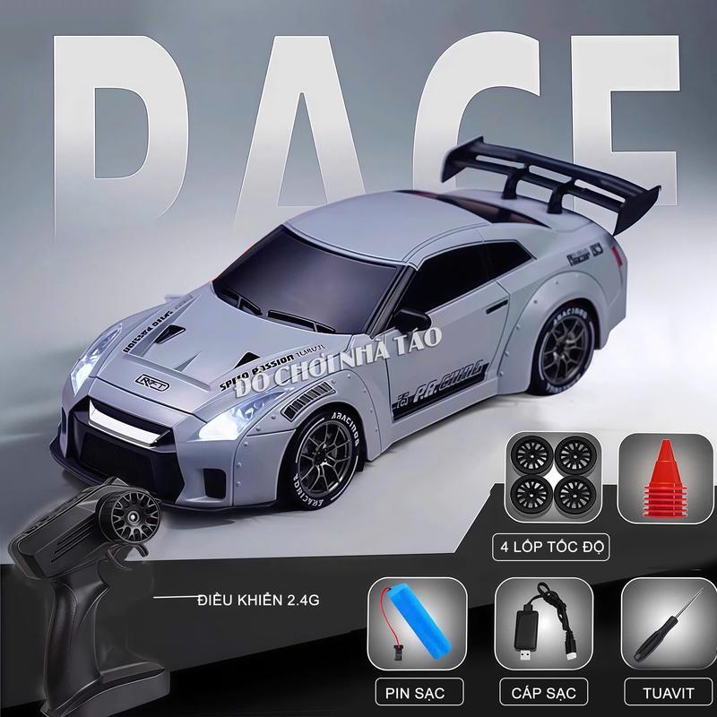 Xe đua Drift điều khiển từ xa 4WD RC tốc độ cao tỉ lệ 1:24 GTR 2 cầu có đèn và pin sạc đèn led