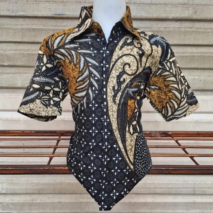 Kemeja Batik Anak Lengan Pendek Bahan Katun Mikro 2