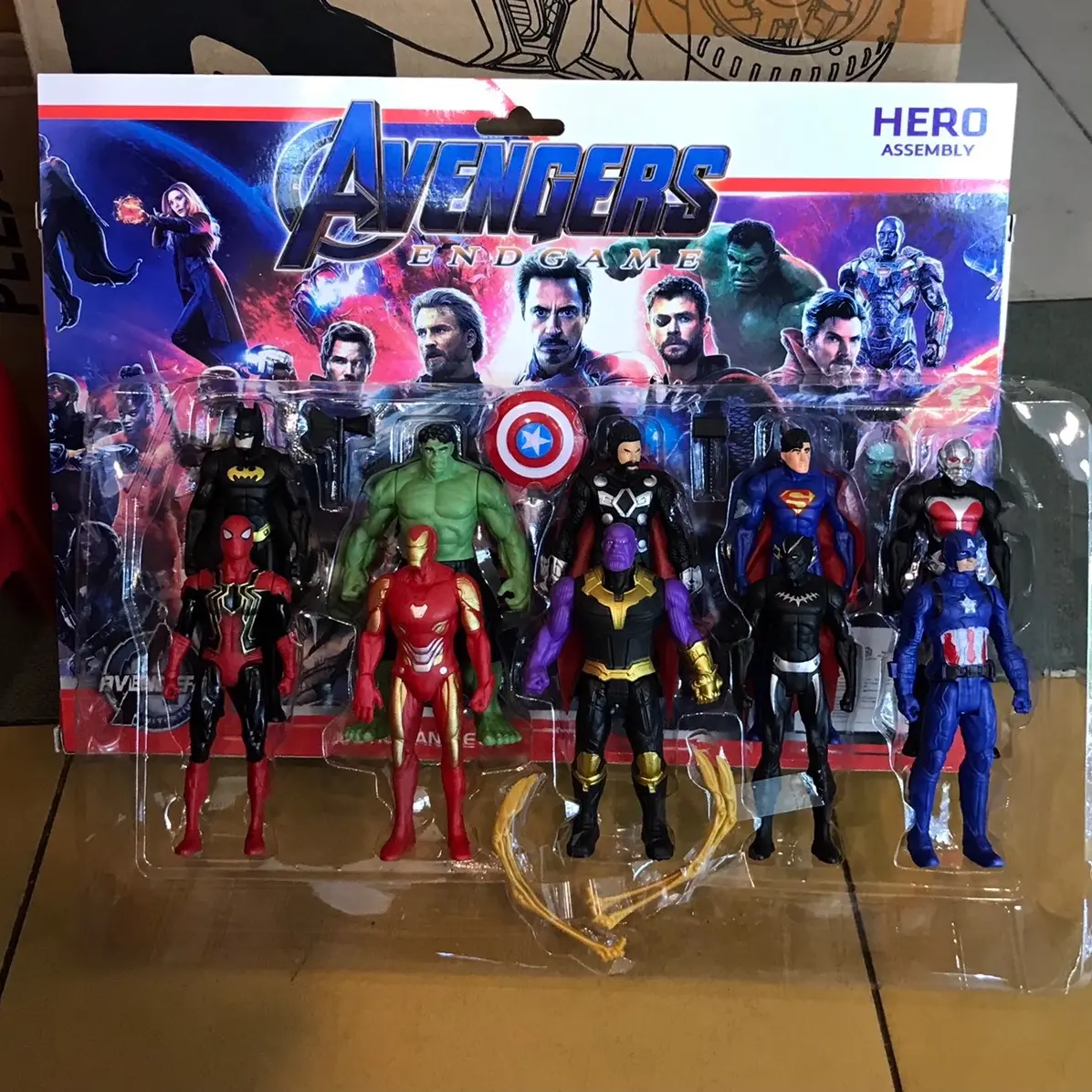 ￼MAINAN ANAK FIGURE ROBOT AVENGERS / DC HULK THOR CAPTAIN IRON MAN ISI 10 HERO