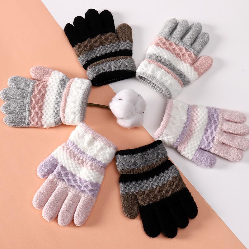 Product Introduction of Winter Striped Baby Knit Gloves Colorful Newborn Warm Finger Gloves Girls Boys Elastic Warm Gloves 21