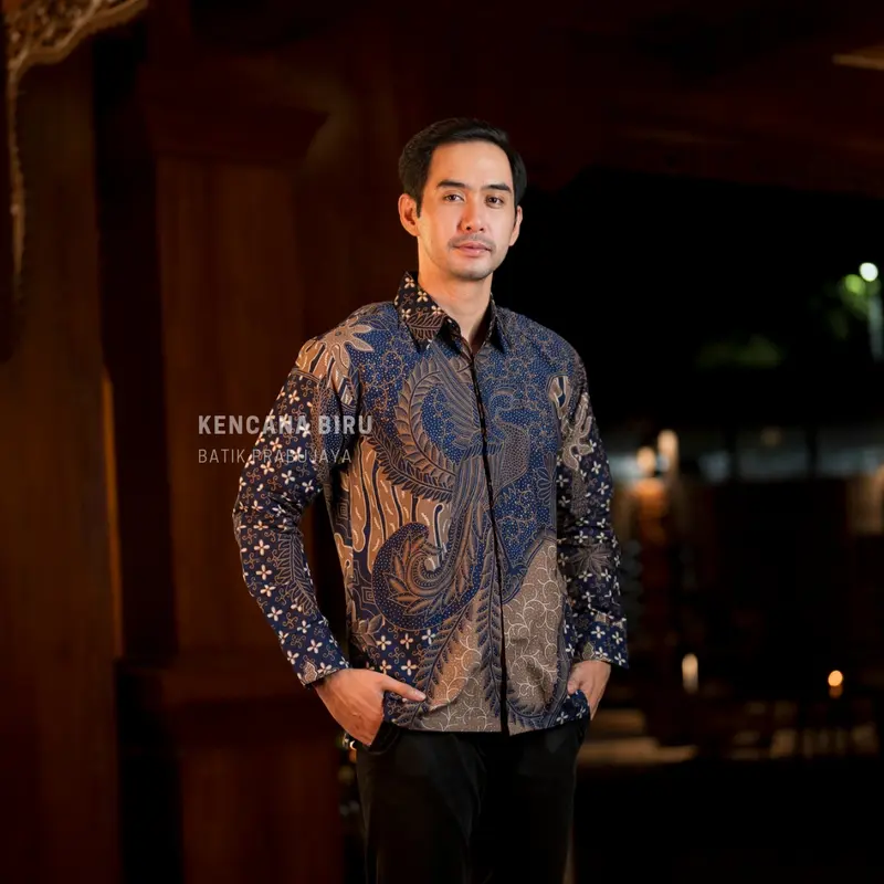 KENCANA BIRU Kemeja Batik Pria Modern Lengan Panjang Lapis Furing Halus Katun 3
