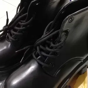 SOVELLA Rachel Sepatu Wanita Boots Hitam Kulit High Karet