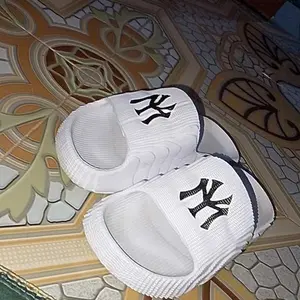 Sandal Selop Cowok Dominic Clasic Harian Terbaru Sandal Slip On Anak Laki-laki Kekinian Anti Slip