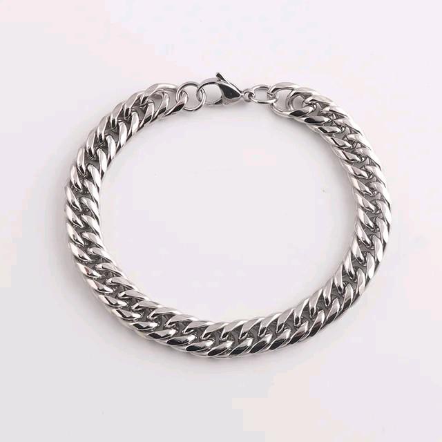 Gelang rantai titanium antikarat anti pudar pria macho 0