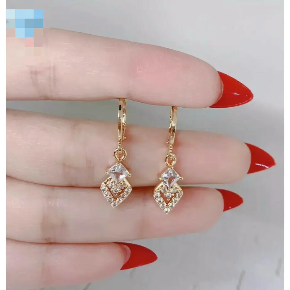 ANTING WANITA MODEL CANTIK SIMPEL DAN ALEGAN