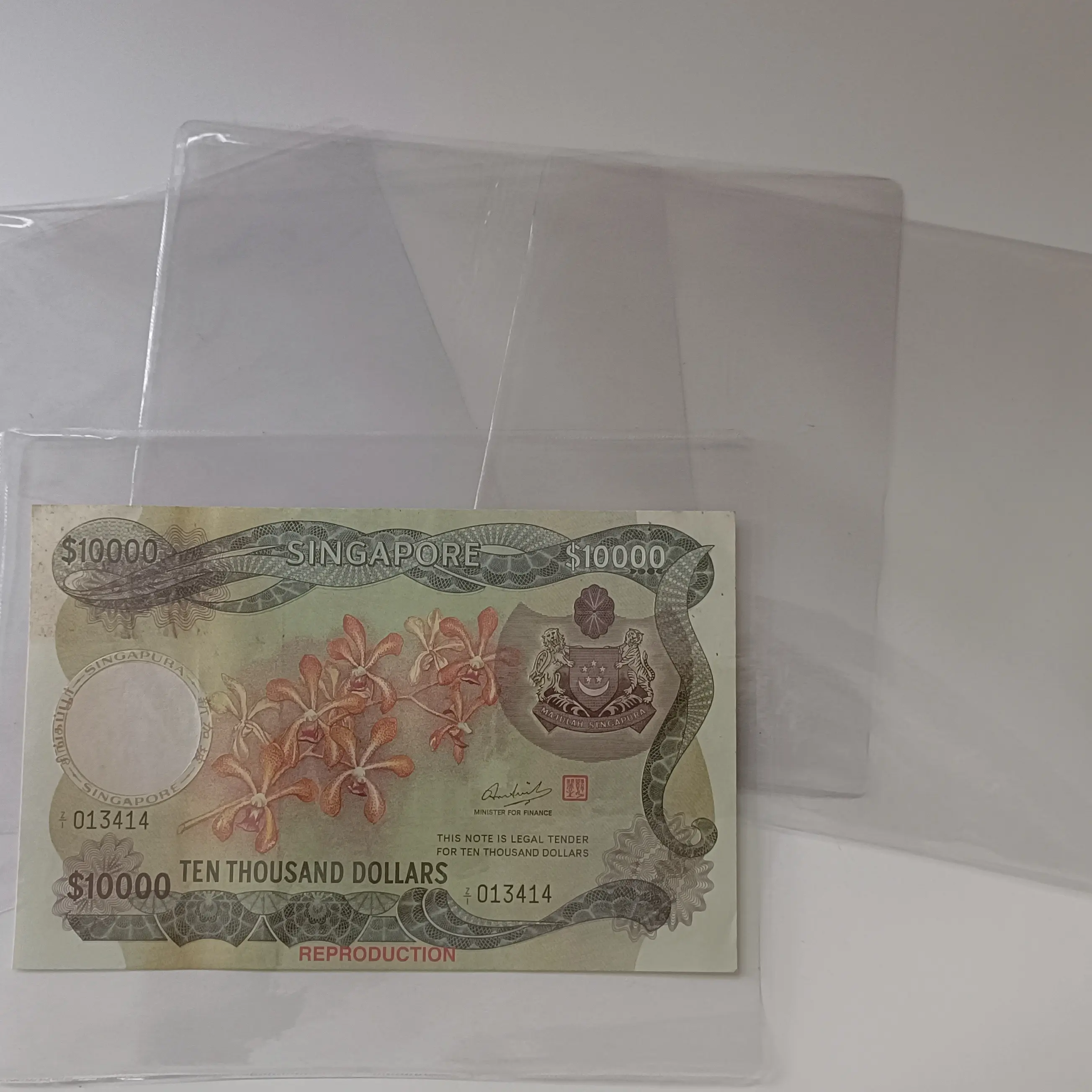 Note protective cover; soft PVC; blue tinted,;190160; set of 5