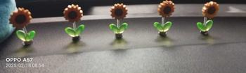 Product Review of Lucu bobblehead bunga matahari ornamen mobil bunga segar konsol tengah mobil ornamen kaca spion from r** p**i 0