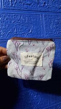 Product Review of 1pc Small Canvas Coin Purse Mini Zipper Pouch Wallet Earphone Headset Key Storage Organizer Bag from G**y 1