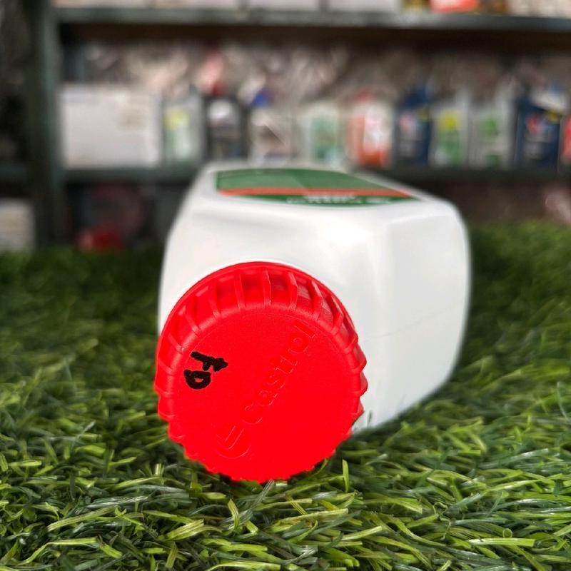 OLI CASTROL GTX SAE 10W-40 API SN PLUS SYNTHETIC TECHNOLOGY KHUSUS MOBIL BENSIN 100%ORIGINAL 5