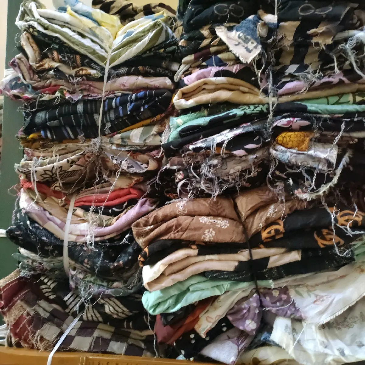 KAIN KILOAN KATUN RAYON MOTIF ARAHAN KULOT