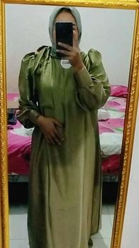 Product Review of Candy Outfitku - Luna dress (tanpa hijab) gamis gradasi silk sutra Baju Muslim Mewah Wanita from V**e 3