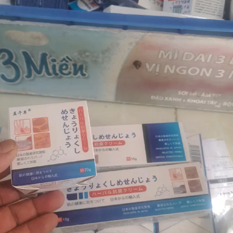 [ COMBO NGÀY VÀ ĐÊM]  2 TUÝP + 1 HỦ & COMBO TUÝP 3.5.10.- COMBO 2 HỦ - KEM BÔI DA NẤM NGỨA Nhật Bản 7