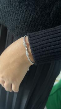 Product Review of Gelang Serut Wanita Korea: Korean Trendy Serut Pita Silver - Gelang Kekinian Gift Idea GSM0006 Bracelets from P**a c**n 0