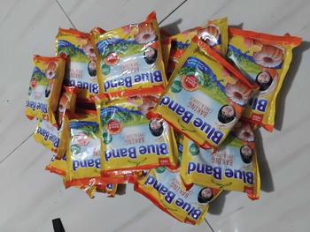 Product Review of blueband cake cookie 200gr x 10pcs termurah!!! from m**a s**✨ 0