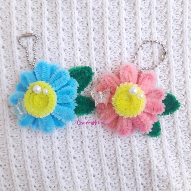 BUNGA GERBERA GANTUNGAN KUNCI KAWAT BULU FLOWER  PIPE CLEANER  MINI GIFT HADIAH WISUDA PERPISAHAN KEYCHAIN GANCI SOUVENIR TAS 5