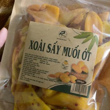 Product Review of Sale 1kg xoài vụn, xoài que, xoài sẫm màu (xơ nhiều hơn, vụn hơn, vị vẫn giữ nguyên) from Q**h T** 1