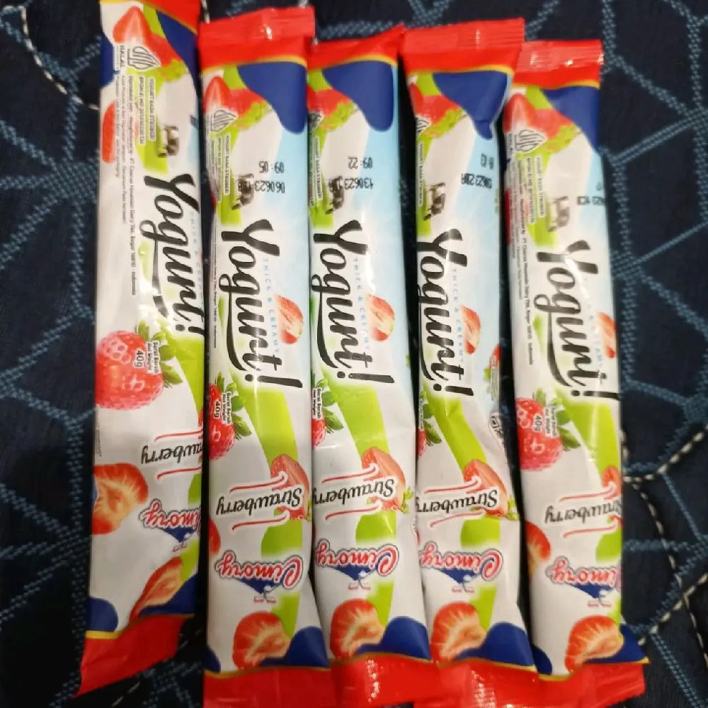 Cimory Yogurt Stick 40ml - Strawberry