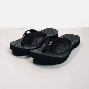 Sandal gunung outdoor Darkspil-sandal jepit tali hitam pria wanita 36-43. Outdoor flexible ringan karet Sendal