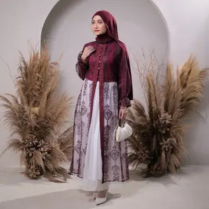 Raya 04 , Eid season 2026 Mecca.outwear