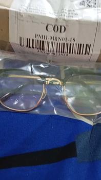 Product Review of （Bisa COD）Kacamata Baca Anti Radiasi Lensa Plus Lensa Baca dan Jalan Lensa Double lensa Bifocal Frame Modis Unisex Pria Wanita Cewek Cowok bifokal 605 from S**i A** 0