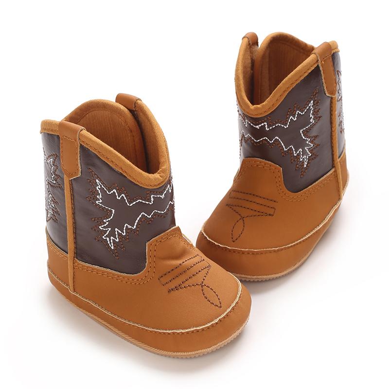 Product Introduction of Autumn and Winter Classic Tassel Baby Boots for Infants and Toddlers Soft Sole Warm Learning Shoes 3