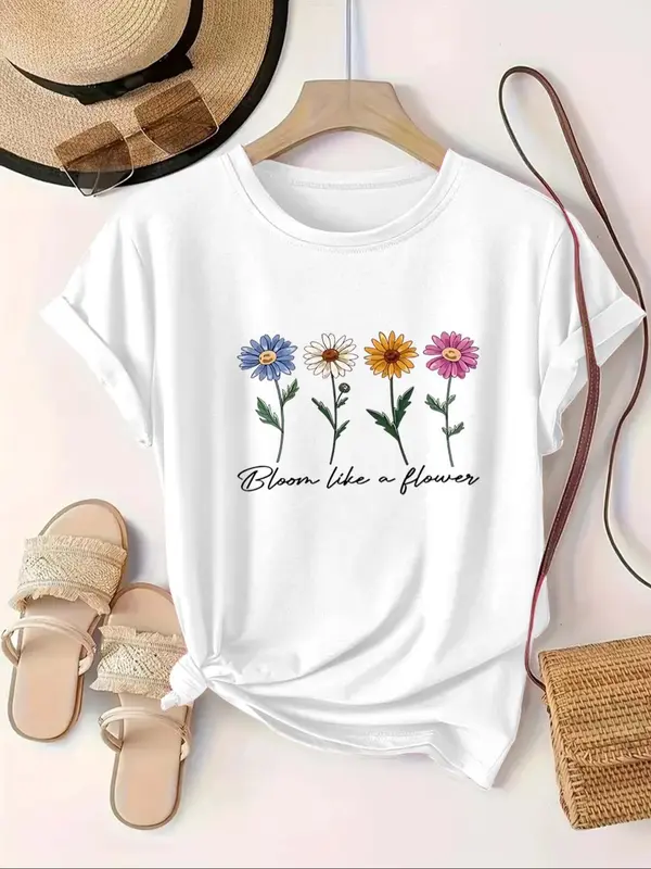 【Plus Size】 Daisy Print Round Neck Tee, Casual Short Sleeve Crew Neck T-Shirt for Summer, Women's Plus Clothing for Daily Wear, Top 1