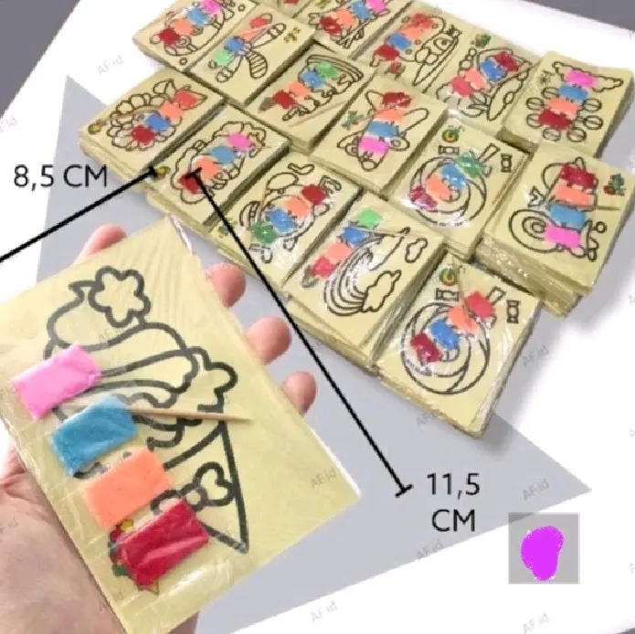 50PCS MAINAN MEWARNAI PASIR KECIL (8,5 cm x 11,5cm) Toys
