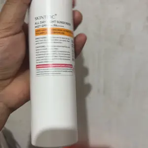 SKINTIFIC All Day Light Sunscreen Spray SPF50 PA++++ Sunscreen Mist Anti UV Wajah/Body Spray 50ml/70ml/120ml