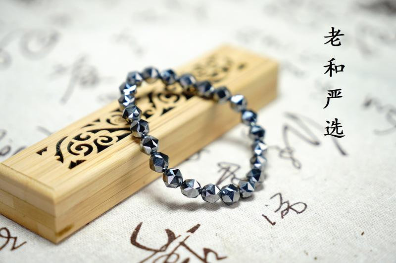 Product Introduction of Triangle cut bead bracelet good 1