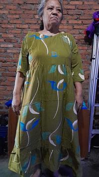 Product Review of Daster Jumbo Ld 140 Panjang Busui Resleting Depan Lengan Pendek Rayon Lembut Model Ibu Menyusui Kekinian from D**i D** 0