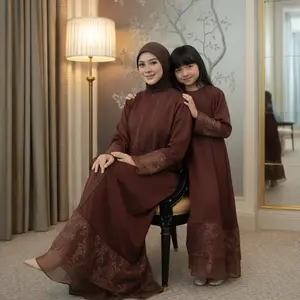 Sabrina Dress Couple Mom & Kids Terbaru 2026 Warna Mahogany Bahan Anti UV Premium Busui Friendly Brukat Eksklusif Tulle Organza