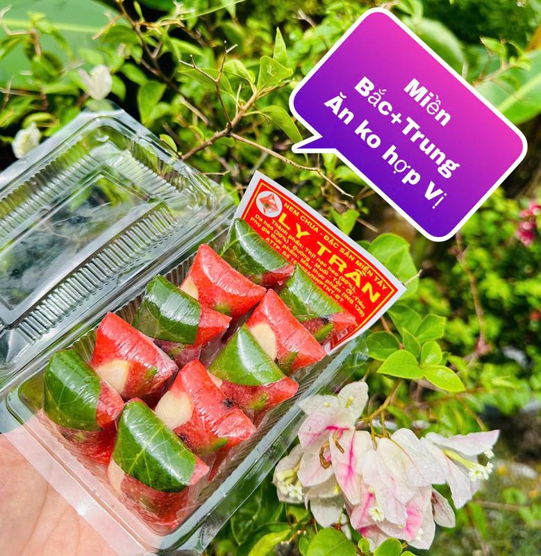  Combo 4 hộp  Nem Chua tỏi ớt lá chùm ruột-Nem Bì thịt loại ngon 1 hộp 10 chiếc 200gr hộp ĐẶC SẢN Nem Đồng Tháp_Lưu ý Khách Bắc Trung không ăn ngọt ăn không hợp khẩu vị 