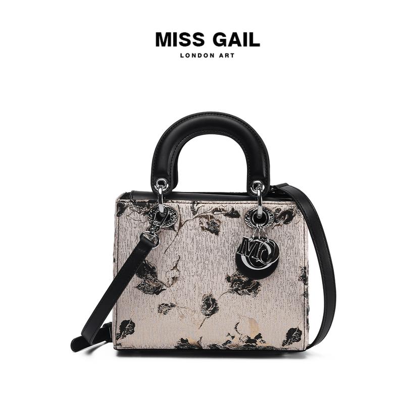 1440- Túi Xách Nữ Miss Gail, Họa tiết hoa đỏ/ da cá sấu bạch tạng, Khóa Phủ Titan, Phiên Bản Cao Cấp 2025, Dây Đeo Chéo, Túi Đeo Vai Đa Năng Đi Chơi Cafe Dạo Phố