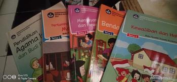 Product Review of Buku Agama Islam Kelas 3 Edukasi, Pendidikan Agama Islam dan Budi Pekerti, Revisi 2018 Kementrian Pendidikan dan Kebudayaan RI untuk SD/MI from 🥰**🤍 0