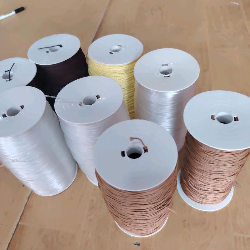 Dây thả diều từ 1m5-2m4 dù malai cước đúc dứa vàng. Đồ chơi diều